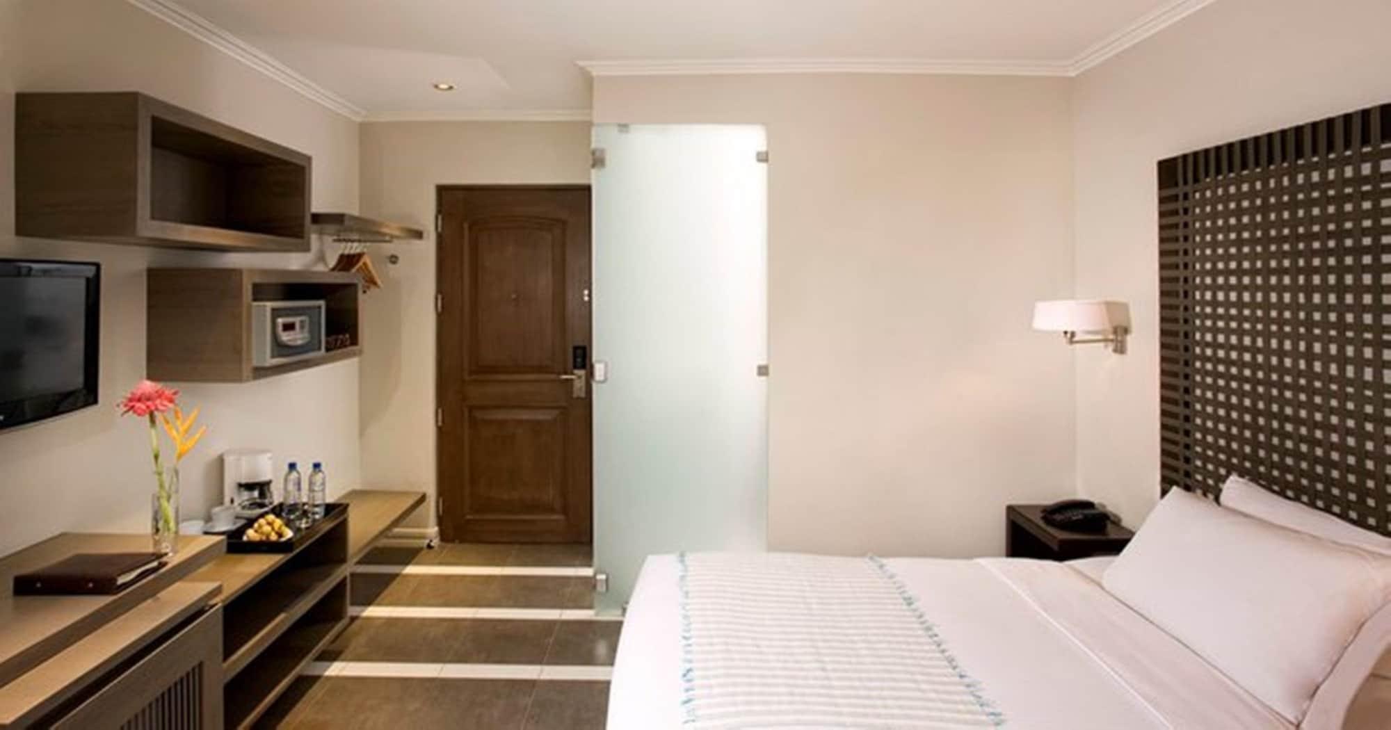 Hotel Venezia Legazpi Esterno foto