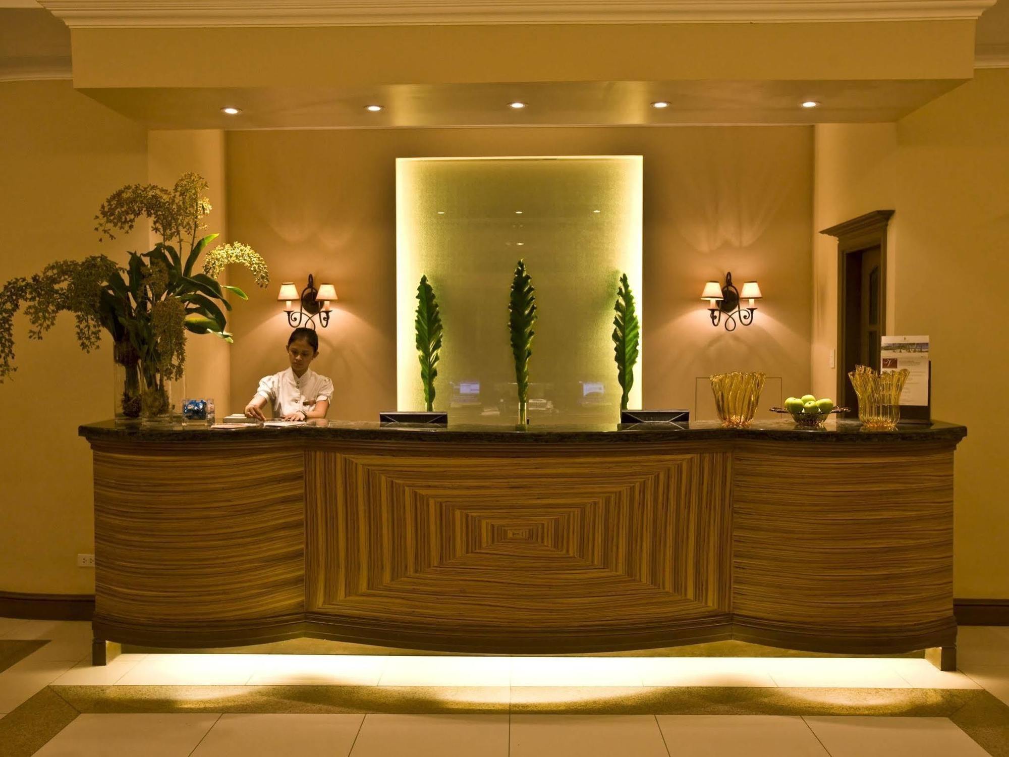 Hotel Venezia Legazpi Esterno foto